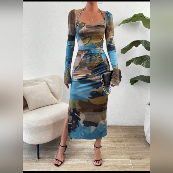 SHEIN Halter Neck, Split Thigh Dress - Picture 2 of 5